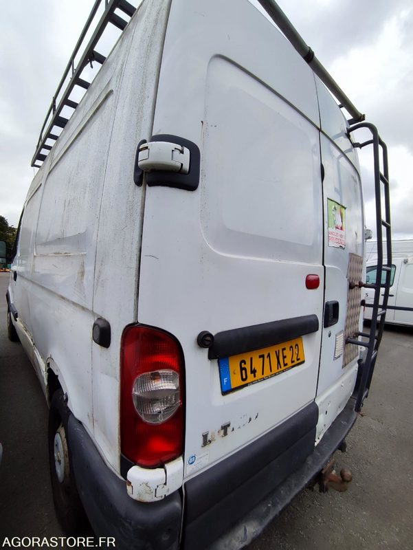 RENAULT MASTER II 2.5DCi - 120cv - Fourgon utilitaire: photos 3 RENAULT MASTER II 2.5DCi - 120cv - Fourgon utilitaire: photos 3