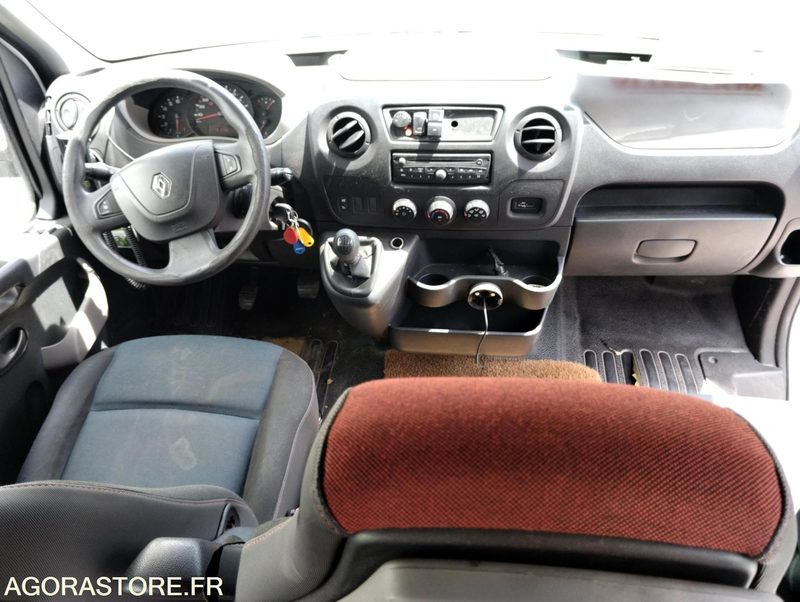RENAULT MASTER N°122143 - Minibus, Transport de personnes: photos 4 RENAULT MASTER N°122143 - Minibus, Transport de personnes: photos 4
