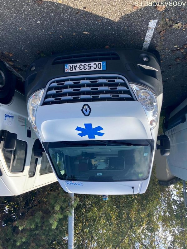 RENAULT MASTER VASP type ambulance - Ambulance: photos 1 RENAULT MASTER VASP type ambulance - Ambulance: photos 1