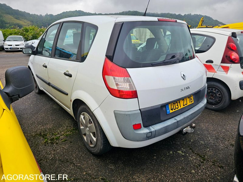 RENAULT SCENIC - 2003 - 258289km - 4031ZJ76 - Voiture: photos 4 RENAULT SCENIC - 2003 - 258289km - 4031ZJ76 - Voiture: photos 4