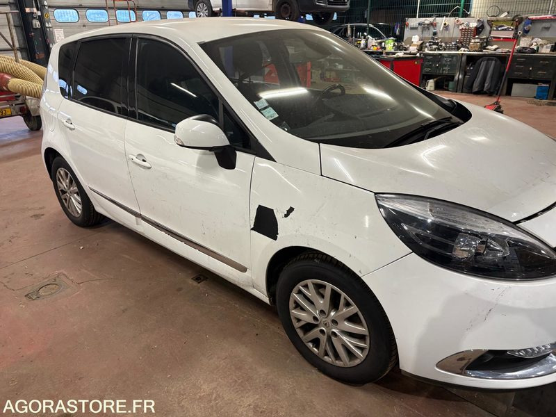 RENAULT SCENIC 3 - 113000KMS - Voiture: photos 2 RENAULT SCENIC 3 - 113000KMS - Voiture: photos 2