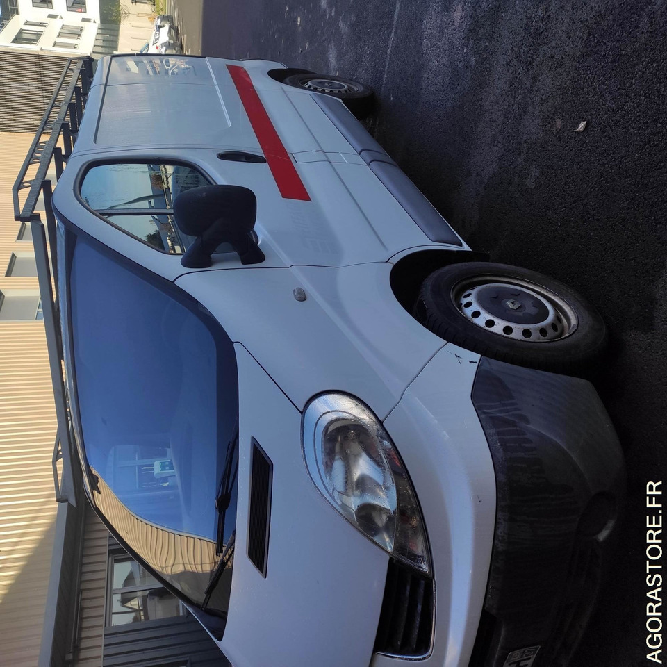 RENAULT - TRAFIC - 2012 / 213372 KMS (CA-930-LH) - Fourgon utilitaire: photos 2 RENAULT - TRAFIC - 2012 / 213372 KMS (CA-930-LH) - Fourgon utilitaire: photos 2