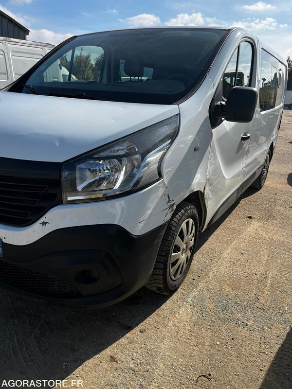 RENAULT TRAFIC 3 1.6 dci 6 PLACES - 2019 / 291000 KM - Fourgonnette: photos 3 RENAULT TRAFIC 3 1.6 dci 6 PLACES - 2019 / 291000 KM - Fourgonnette: photos 3