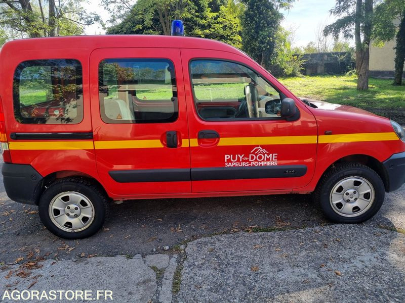 Reanult Kangoo 4x4 - 7353 XZ 63 - 2005 - Fourgonnette: photos 4 Reanult Kangoo 4x4 - 7353 XZ 63 - 2005 - Fourgonnette: photos 4
