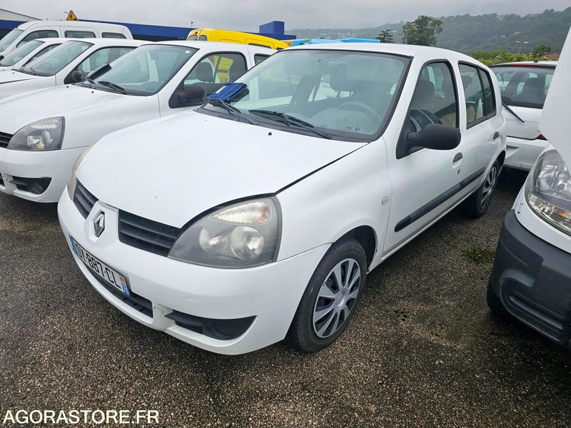 Renault Clio - 2007 - 237145km - DY887CL - Voiture: photos 1 Renault Clio - 2007 - 237145km - DY887CL - Voiture: photos 1
