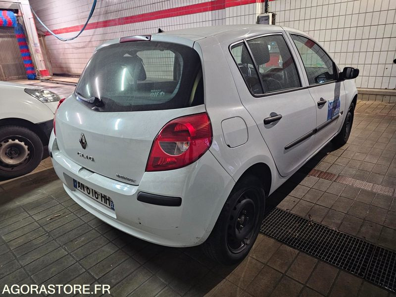 Renault Clio - 2007 - 27559kms - AN 616 HH - Voiture: photos 2 Renault Clio - 2007 - 27559kms - AN 616 HH - Voiture: photos 2