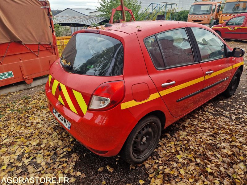 Renault Clio - 2009-166139 - AH869WY - Voiture: photos 3 Renault Clio - 2009-166139 - AH869WY - Voiture: photos 3