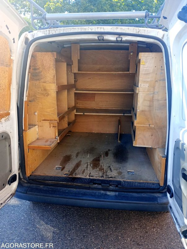 Renault KANGOO 2007 156821kms - Fourgonnette: photos 4 Renault KANGOO 2007 156821kms - Fourgonnette: photos 4