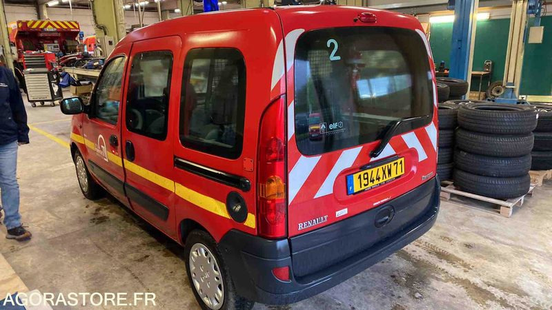 Renault - Kangoo - 2004 - 175592KMS - 1944XW71 - Fourgonnette: photos 5 Renault - Kangoo - 2004 - 175592KMS - 1944XW71 - Fourgonnette: photos 5