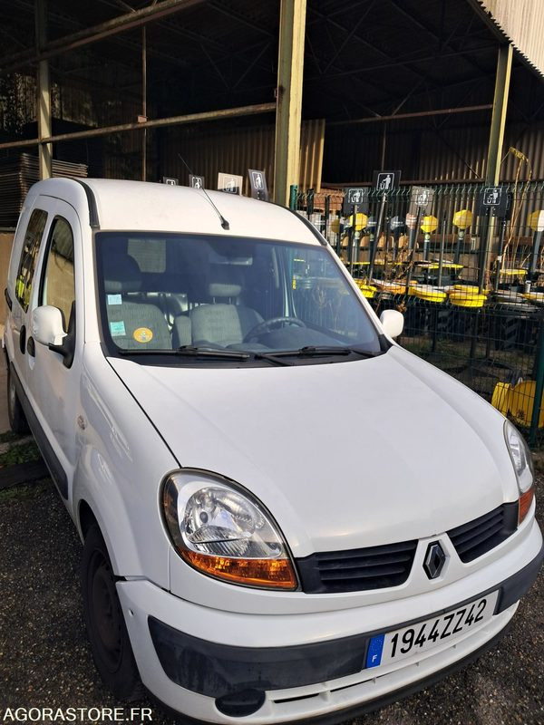 Renault Kangoo - 2006 - 75766kms - 1944 ZZ 42 - Fourgonnette: photos 2 Renault Kangoo - 2006 - 75766kms - 1944 ZZ 42 - Fourgonnette: photos 2