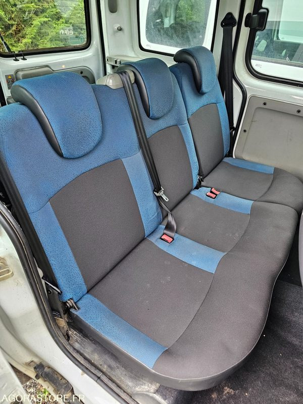 Voiture Renault Kangoo - 2007 - 197401km - 9970WQ28: photos 11