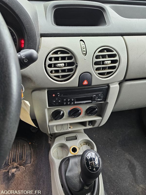 Voiture Renault Kangoo - 2007 - 197401km - 9970WQ28: photos 9