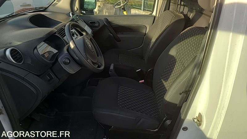 Renault Kangoo - 2011 - BT201TG - Fourgonnette: photos 3 Renault Kangoo - 2011 - BT201TG - Fourgonnette: photos 3