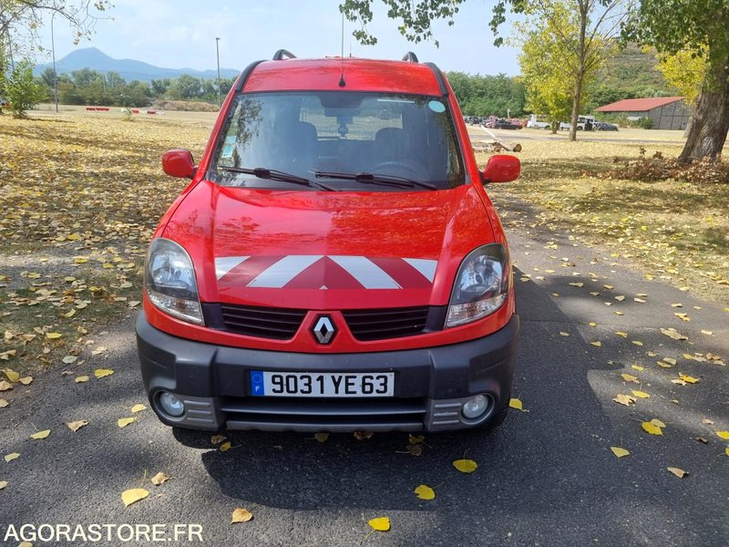 Renault Kangoo 4x4 - 9031 YE 63 - 2006 - Fourgonnette: photos 1 Renault Kangoo 4x4 - 9031 YE 63 - 2006 - Fourgonnette: photos 1