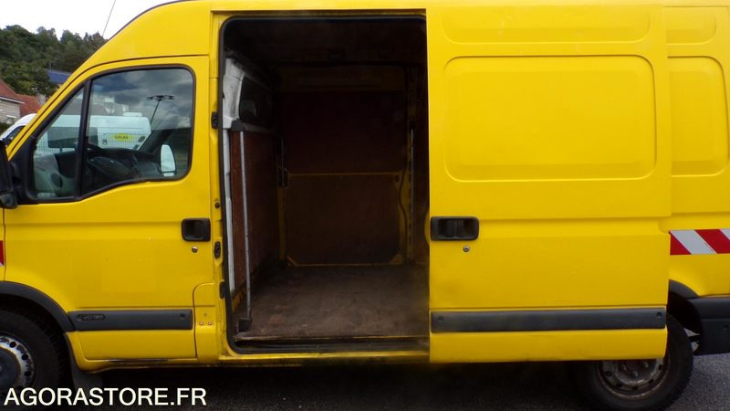 Renault MASTER EF-030-ZR (BP) - Fourgon utilitaire: photos 2 Renault MASTER EF-030-ZR (BP) - Fourgon utilitaire: photos 2