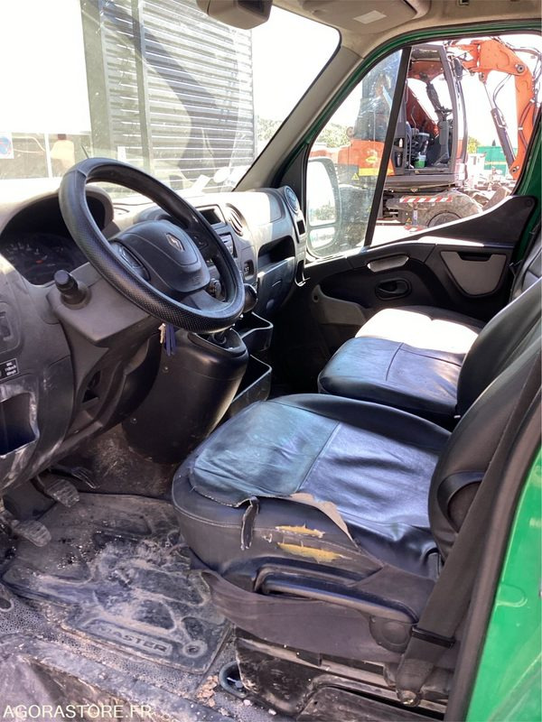 Renault Master - 2010 - 277727kms (P1508467) - Fourgon utilitaire: photos 5 Renault Master - 2010 - 277727kms (P1508467) - Fourgon utilitaire: photos 5