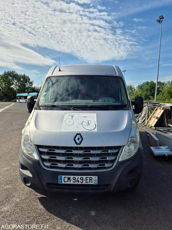 Renault Master CM-949-ER - Fourgon utilitaire: photos 2 Renault Master CM-949-ER - Fourgon utilitaire: photos 2