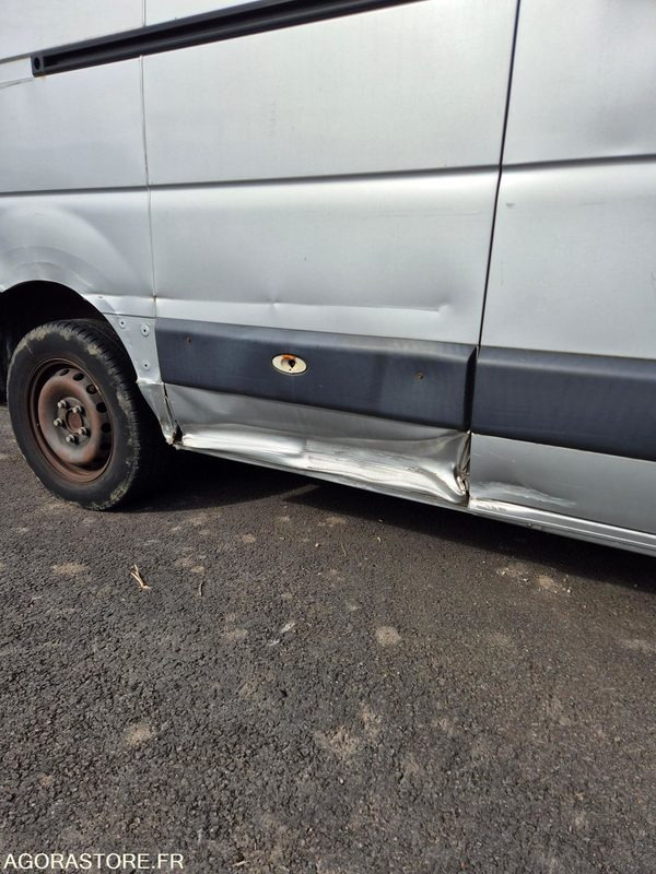 Renault Master CM-949-ER - Fourgon utilitaire: photos 4 Renault Master CM-949-ER - Fourgon utilitaire: photos 4
