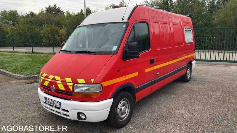 Renault Master T35 2.8dti - 12/07/2000 - Fourgon utilitaire: photos 1 Renault Master T35 2.8dti - 12/07/2000 - Fourgon utilitaire: photos 1