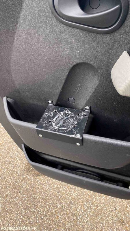 Renault Master T35 2.8dti - 12/07/2000 - Fourgon utilitaire: photos 4 Renault Master T35 2.8dti - 12/07/2000 - Fourgon utilitaire: photos 4