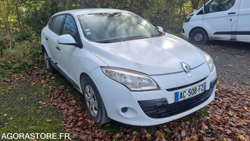 Renault Mégane 1.6 16V 2009 157000kms - Voiture break: photos 2 Renault Mégane 1.6 16V 2009 157000kms - Voiture break: photos 2