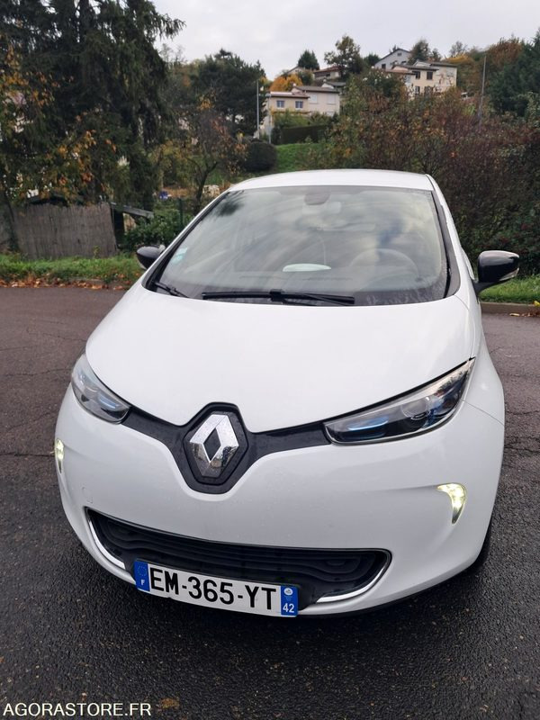 Renault ZOE EM-365-YT - Voiture: photos 1 Renault ZOE EM-365-YT - Voiture: photos 1