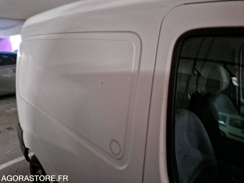 Fourgonnette Renault kangoo - 2002 - 151776 - 415DJF91: photos 16