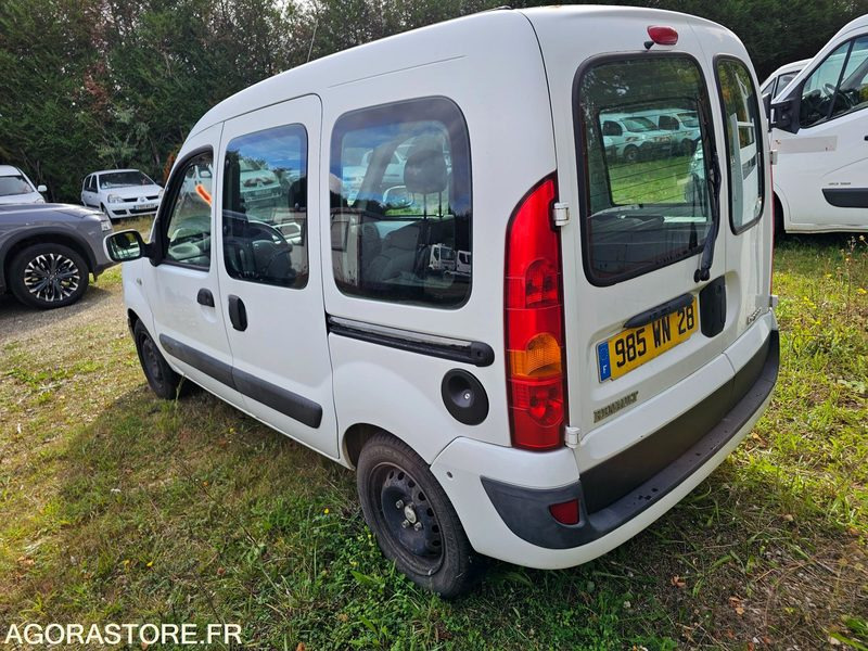 Renault kangoo - 2007 - 210886km - 985WN28 - Voiture: photos 4 Renault kangoo - 2007 - 210886km - 985WN28 - Voiture: photos 4