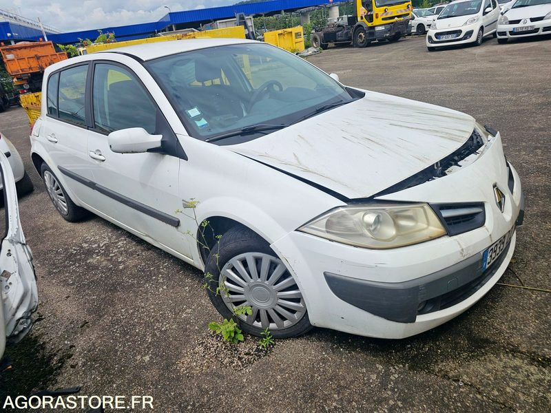 Renault megane - 2008 - 250000km - 3939ZZ76 - Voiture: photos 2 Renault megane - 2008 - 250000km - 3939ZZ76 - Voiture: photos 2