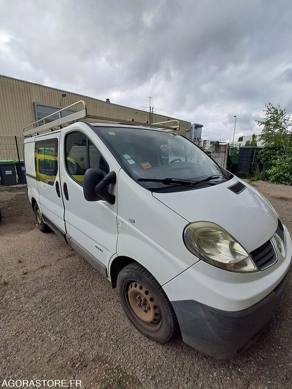 Renault trafic AC-208-WG - Fourgonnette: photos 2 Renault trafic AC-208-WG - Fourgonnette: photos 2