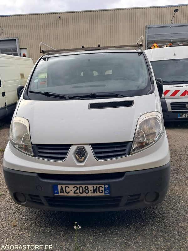 Renault trafic AC-208-WG - Fourgonnette: photos 1 Renault trafic AC-208-WG - Fourgonnette: photos 1