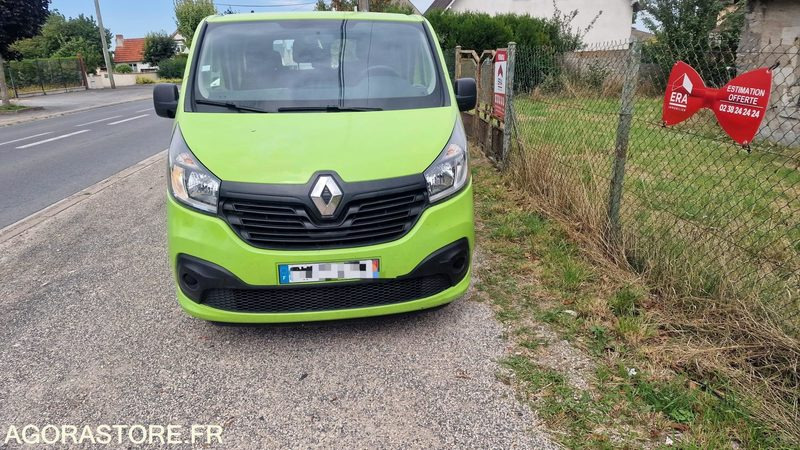 Renault trafic IIII COMBI 1.6 DCI 125CH MINIBUS 9 PLACES - Minibus, Transport de personnes: photos 1 Renault trafic IIII COMBI 1.6 DCI 125CH MINIBUS 9 PLACES - Minibus, Transport de personnes: photos 1