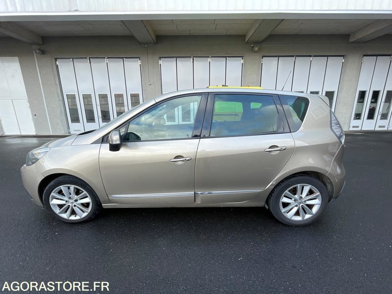SCENIC III Phase 2 1.5 dCi FAP EDC 6 110 cv Boîte auto DM-422-DX - Voiture: photos 1 SCENIC III Phase 2 1.5 dCi FAP EDC 6 110 cv Boîte auto DM-422-DX - Voiture: photos 1