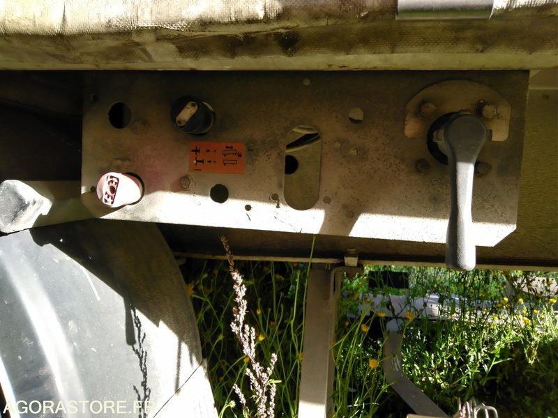 SEMI-REMORQUE TAUTLINER 3 ESSIEUX FC-892-RA - Semi-remorque: photos 1 SEMI-REMORQUE TAUTLINER 3 ESSIEUX FC-892-RA - Semi-remorque: photos 1