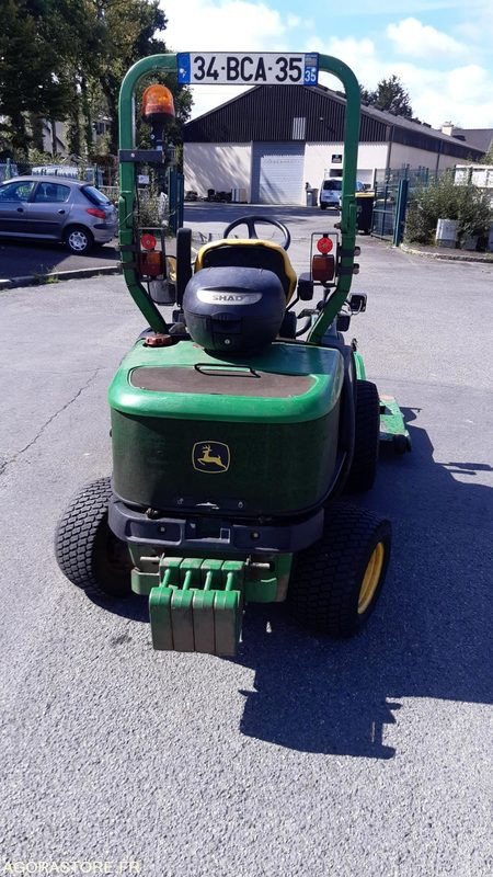 TONDEUSE FRONTALE JOHN DEERE - Motofaucheuse: photos 3 TONDEUSE FRONTALE JOHN DEERE - Motofaucheuse: photos 3