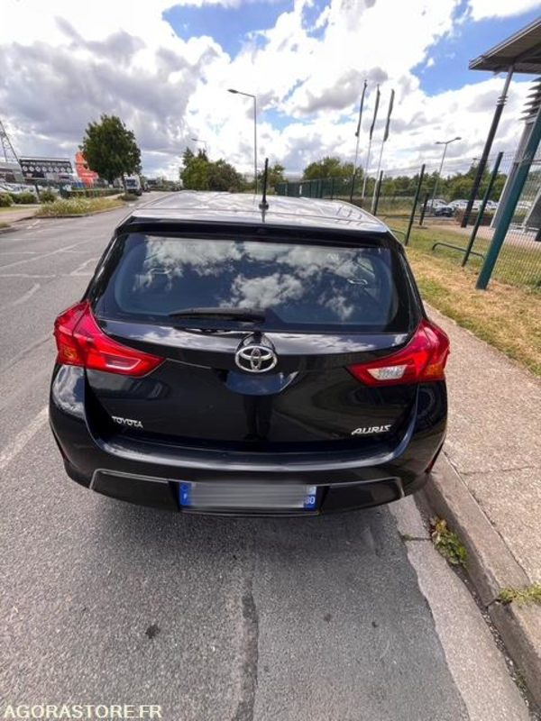 TOYOTA AURIS 90 D 4D - Voiture: photos 4 TOYOTA AURIS 90 D 4D - Voiture: photos 4