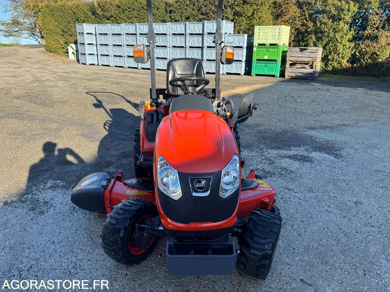 TRACTEUR TONDEUSE KIOTI - 2019 - Motofaucheuse: photos 2 TRACTEUR TONDEUSE KIOTI - 2019 - Motofaucheuse: photos 2