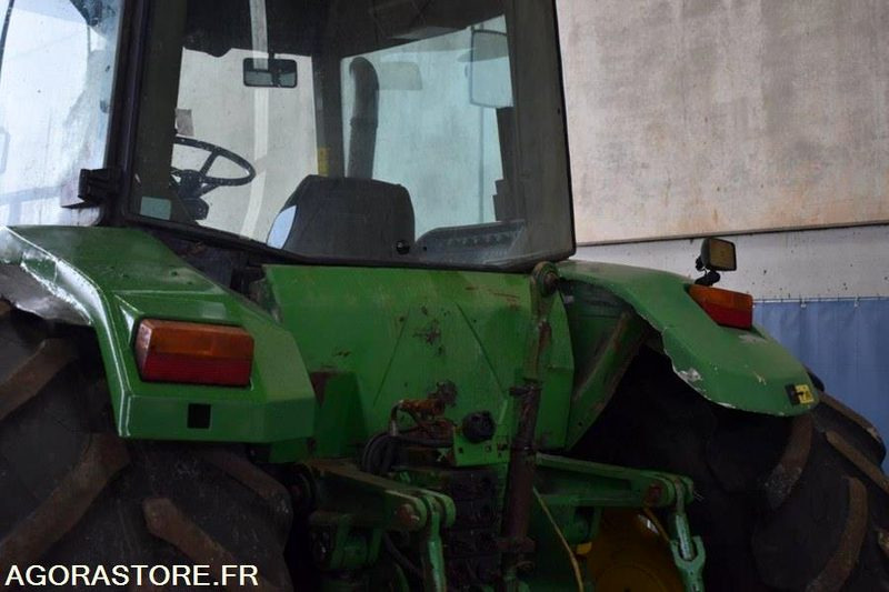 Tracteur Agricole/Forrestier John Deere 8200 - Tracteur agricole: photos 3 Tracteur Agricole/Forrestier John Deere 8200 - Tracteur agricole: photos 3