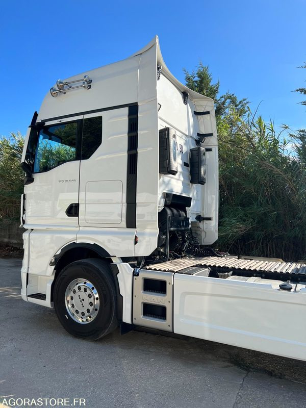 MAN TGX 640 ADR - 2022 - 319 000KM - Tracteur routier: photos 3 MAN TGX 640 ADR - 2022 - 319 000KM - Tracteur routier: photos 3