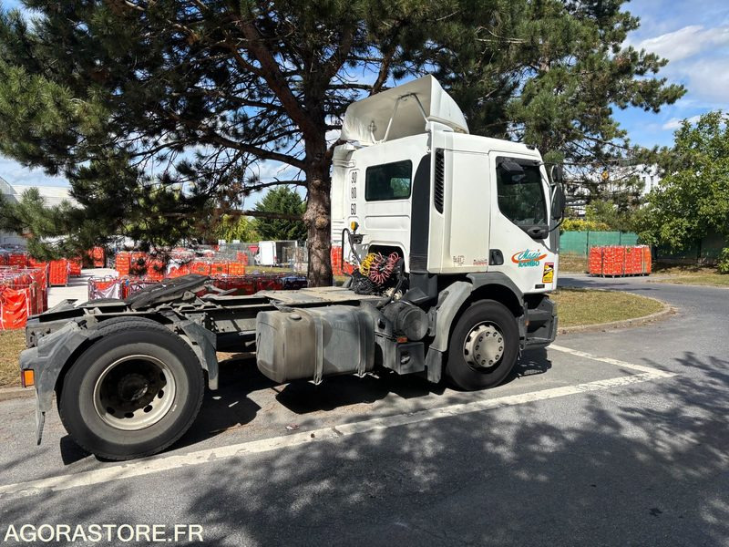 TRACTEUR RENAULT - 2002 - 462695 Kms - Tracteur routier: photos 4 TRACTEUR RENAULT - 2002 - 462695 Kms - Tracteur routier: photos 4