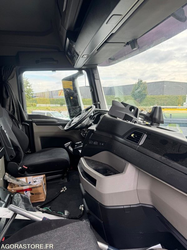 TRACTEUR ROUTIER MAN TGX 18.520 (2023) - Tracteur routier: photos 4 TRACTEUR ROUTIER MAN TGX 18.520 (2023) - Tracteur routier: photos 4