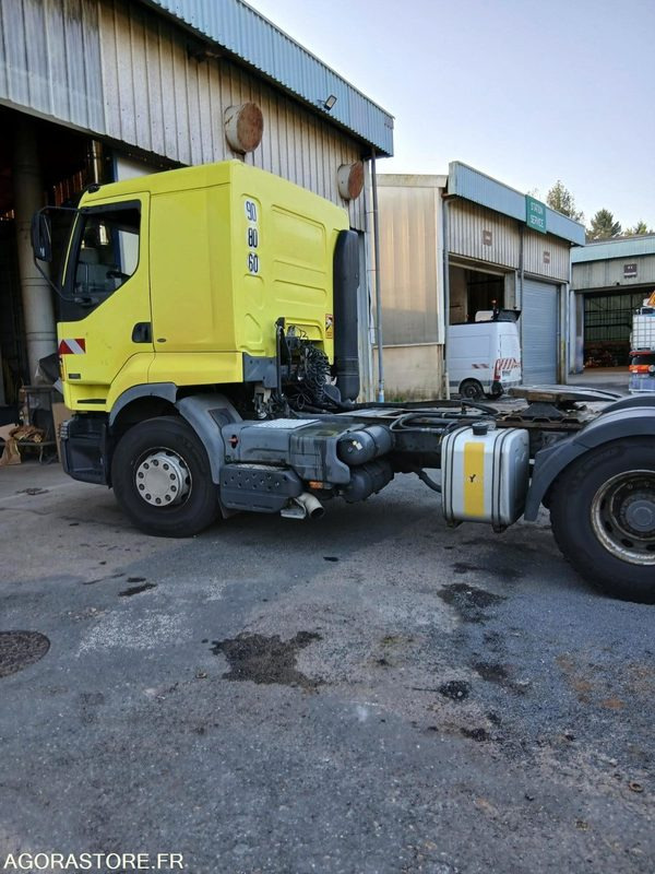 Tracteur routier Prémium 420 E1600 - Tracteur routier: photos 4 Tracteur routier Prémium 420 E1600 - Tracteur routier: photos 4