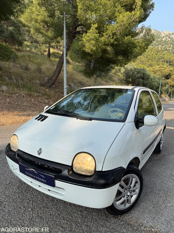 Twingo 1.2 Expression - 2003 - Voiture: photos 2 Twingo 1.2 Expression - 2003 - Voiture: photos 2