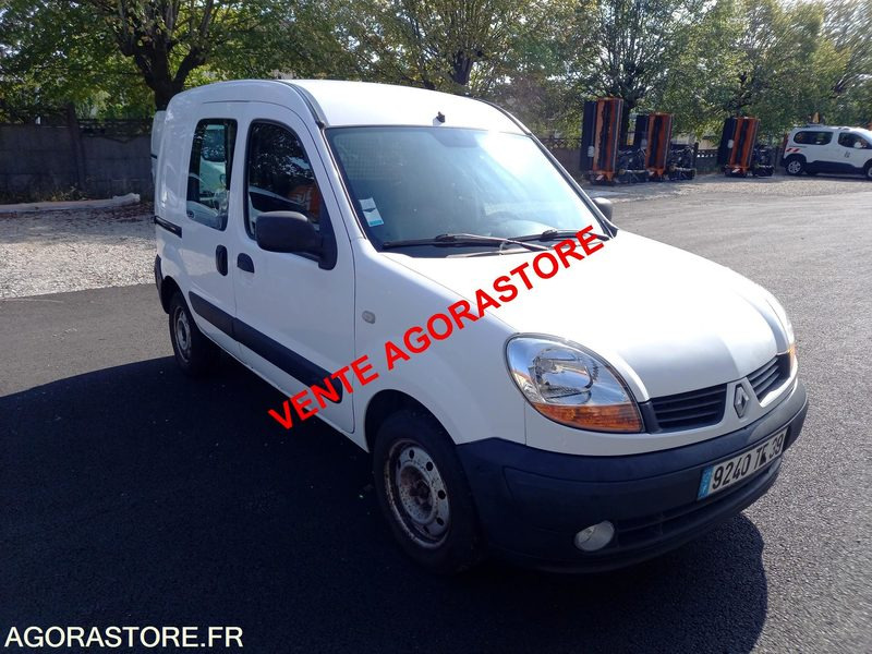 Vends Renault kangoo diesel - Fourgonnette: photos 3 Vends Renault kangoo diesel - Fourgonnette: photos 3