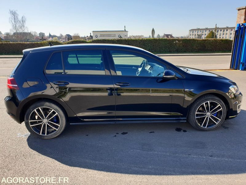 Volkswagen GOLF GTE 1.4 TSI - Voiture: photos 3 Volkswagen GOLF GTE 1.4 TSI - Voiture: photos 3