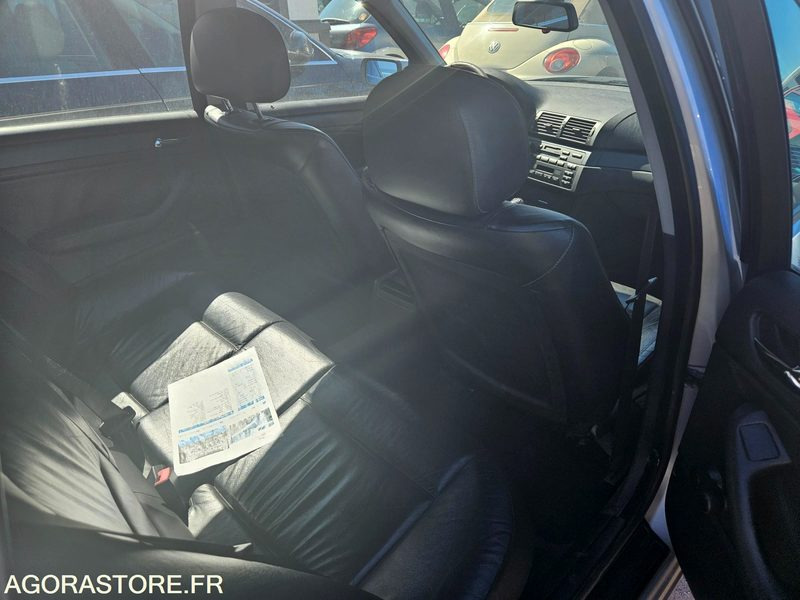 Bmw 316i touring - 2000 - 308 000km - Voiture: photos 5 Bmw 316i touring - 2000 - 308 000km - Voiture: photos 5