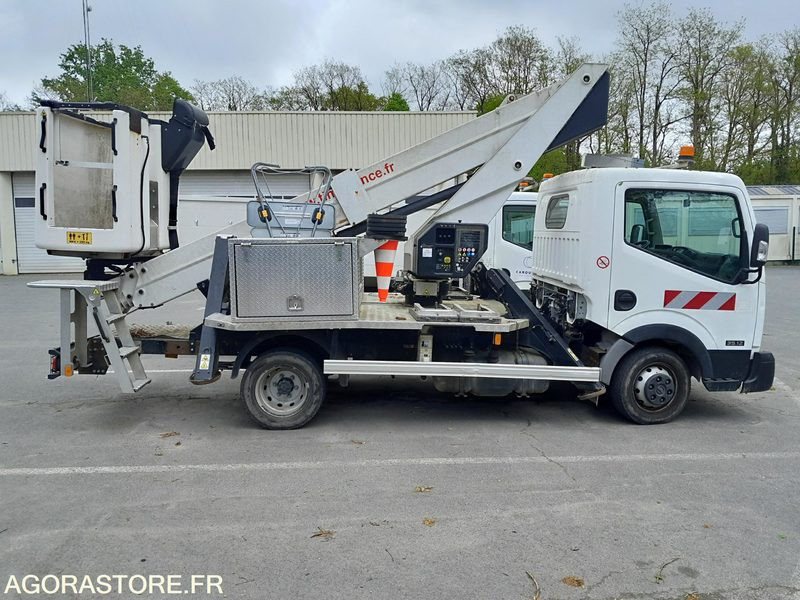 Camion Nacelle nissan cabstar moins de 3.5 t nacelle time france - Camion avec nacelle: photos 1 Camion Nacelle nissan cabstar moins de 3.5 t nacelle time france - Camion avec nacelle: photos 1