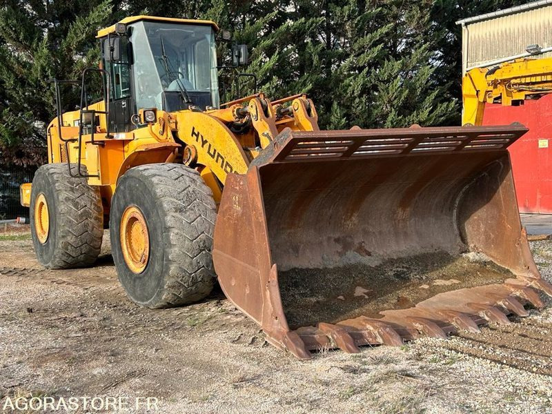 Chargeuse hyundai hl780-7a - Chargeuse: photos 1 Chargeuse hyundai hl780-7a - Chargeuse: photos 1
