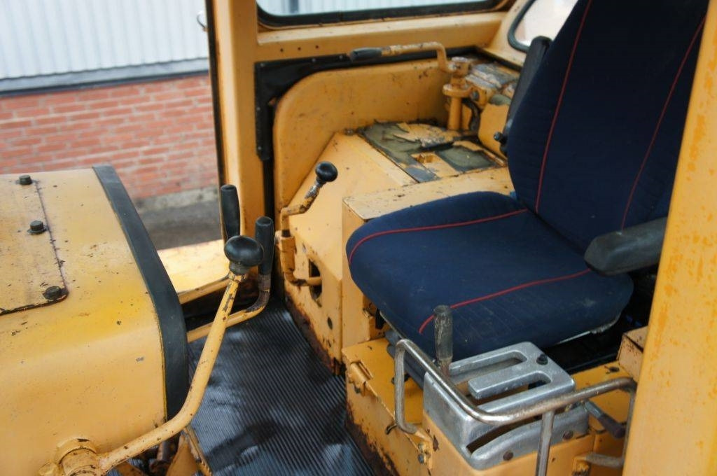 Komatsu D155A-1 - Bulldozer: photos 3 Komatsu D155A-1 - Bulldozer: photos 3