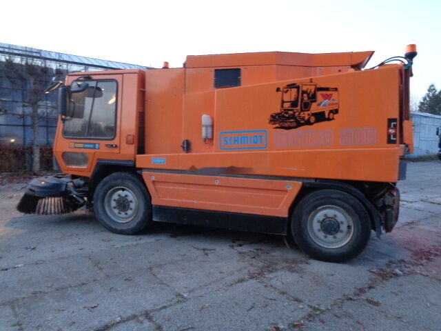 Schmidt Metro 500 4x2 - Balayeuse de voirie: photos 5 Schmidt Metro 500 4x2 - Balayeuse de voirie: photos 5